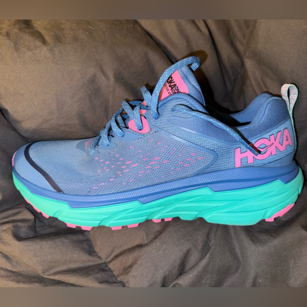 HOKA ONE ONE CHALLENGER ATR 6. Brand new. No tags